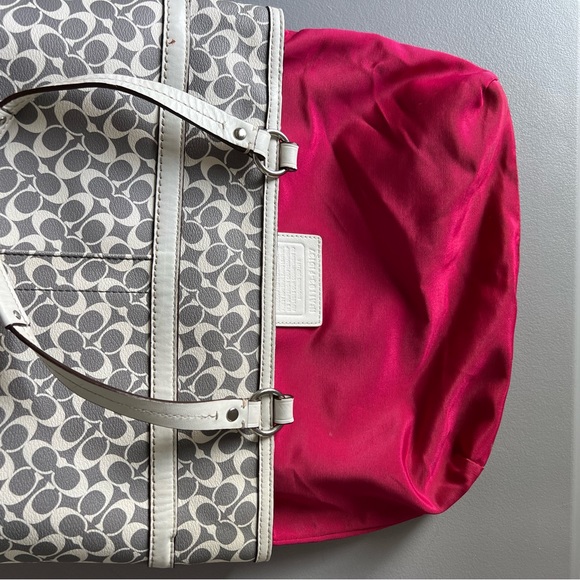 Authentic Coach Purse - Picture 8 of 9